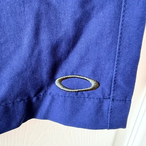 Oakley Mens Blue Active Outdoor Performance Shorts Size 32W - Picture 2 of 11